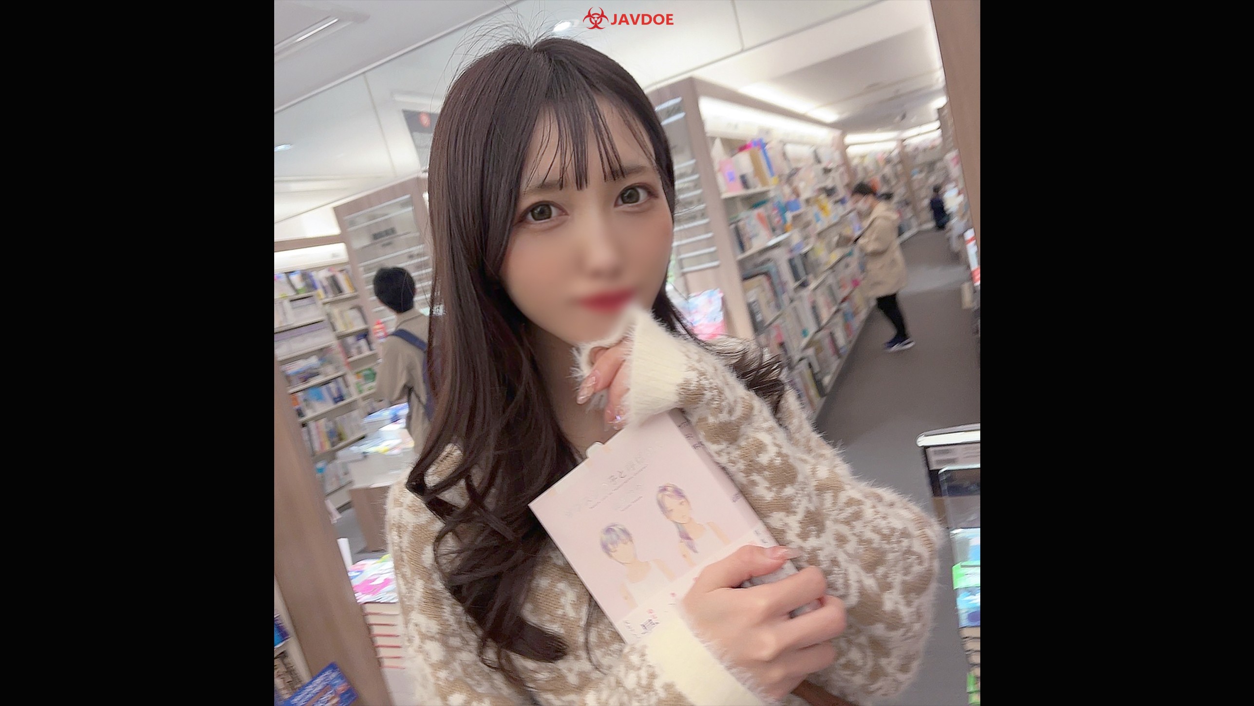 外貌! !白皙美腿前美女护士的变态癖好…下班回家路上邀请我,性欲强烈的敏感体质!