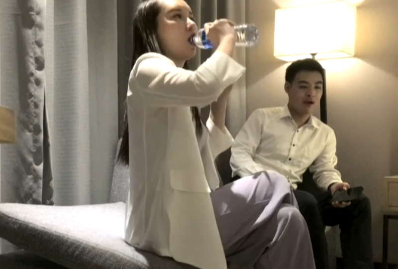 【男爵全国探花】风骚御姐,极品美乳,翘臀大长腿肤白如玉温柔似水
