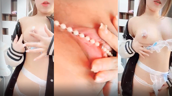 【清純活力美少女】全身粉嫩揉捏美乳,珍珠內褲磨蹭小穴,雙指摳入嬌喘呻吟,翹起美臀扭動極其誘惑1