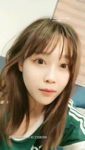 真正小仙女,超高颜值,罕见白虎馒头,单场收益21万金币,让你产生借钱也要打赏的冲动!