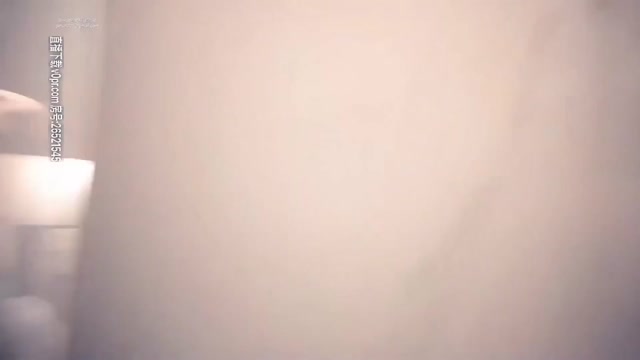 巨乳旗袍妹受不了被大屌干,但吹的倒挺上手!