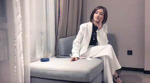【文轩探花】约了个小陈以前约过的白色外套短发妹子啪啪,口交上位骑坐站立后入大力猛操