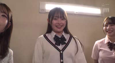 PFES-101 パンチラハーレム学園 男は僕1人!?クラスの女子全員と誘惑チラリズム中出しSEX!