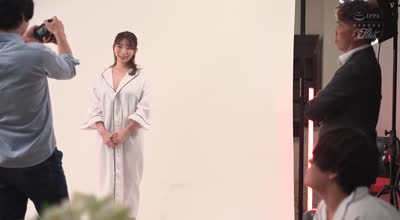 FPRE-149 結婚5年目!失禁ヌードモデルNTR 上司に爆乳ボデイを喰われ悦ぶ妻の衝撃浮気映像 宝田もなみ