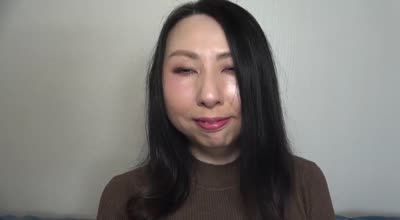 MAQQ-005 エゲつない腰つき!揺れまくる熟成肉!人妻巨乳ベリーダンサー、電撃DEBUT!早苗さん(45歳)